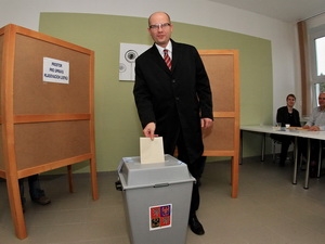 គណបក្សសង្គមប្រជាធិយតេយ្យឆែកដណ្តើមជ័យជំនះក្នុងការបោះឆ្នោត សភាជាន់ទាប